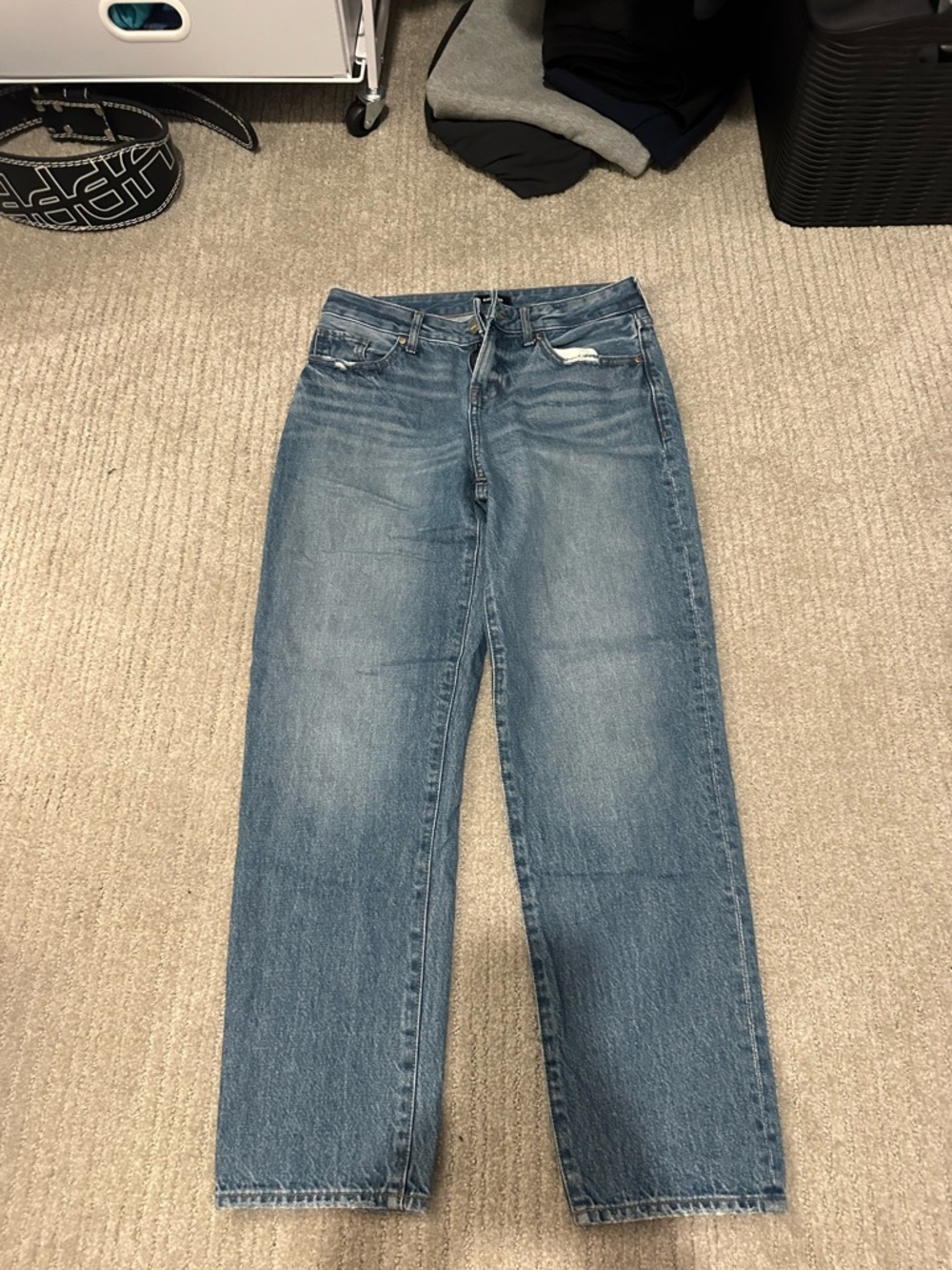 Express Women's Straight-Leg Jeans in Medium Blue Wash